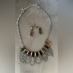 Simply Vera wang silver and stone dressy necklace and earrings set